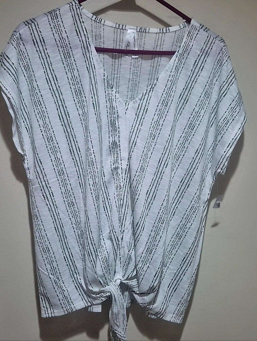 Brand New White And Green Top